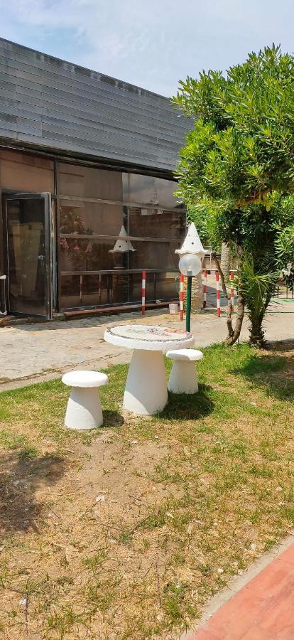 Le Caravel Apartament Lido di Camaiore Extérieur photo